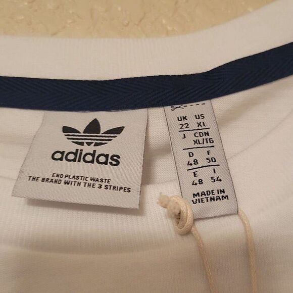 Adidas Womens Top White XL Crop Logo Crewneck Oversized Plus Size - Picture 3 of 7